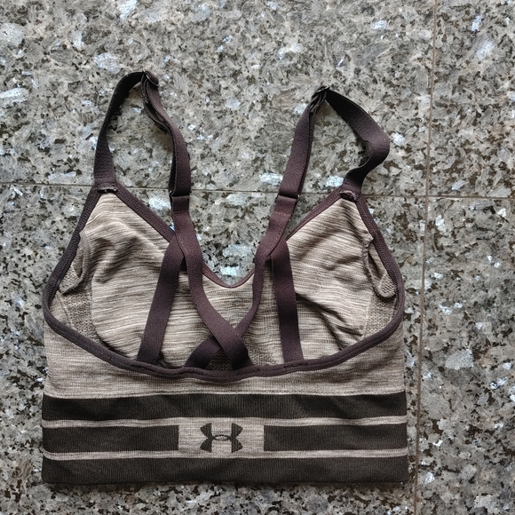 Under Armour strappy sports bra - Picture 2 of 2